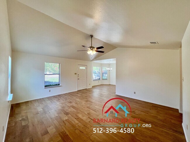Photo - Available Early July: 3 Bed 2 Bath House with Garage-Recent Updates