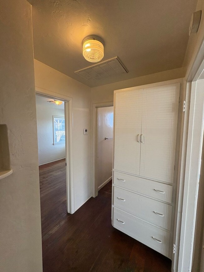 Photo - Cozy Home On Spacious Lot near Ballpark coming soon!