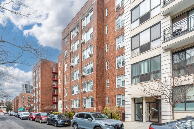 Photo - 9915 66th Ave