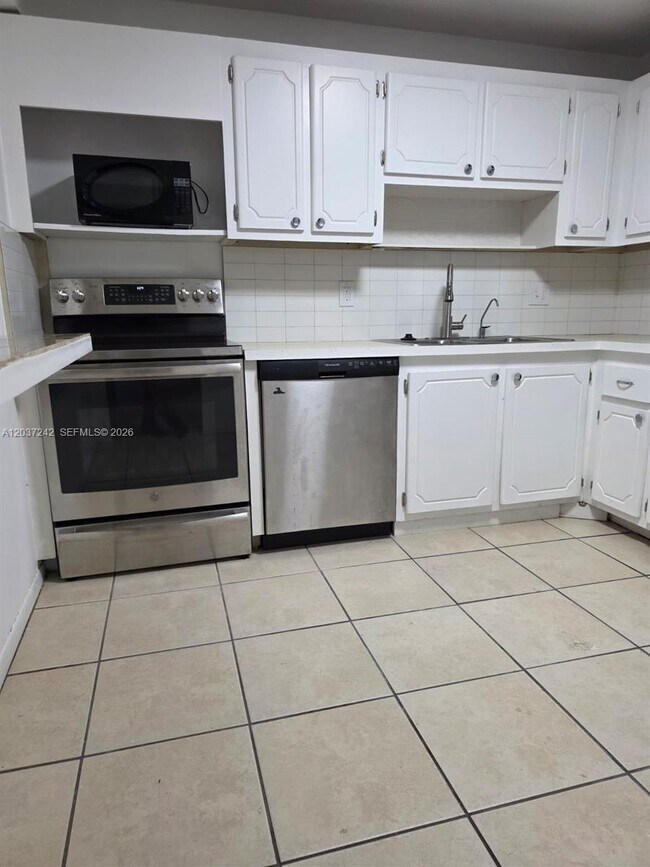 Photo - 13499 Biscayne Blvd Unit 706