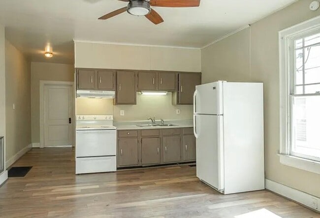 Photo - 112 S Seminole Dr