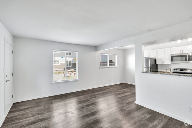 Skipjack - 2BR, 1BA -741 SF - Living Room
