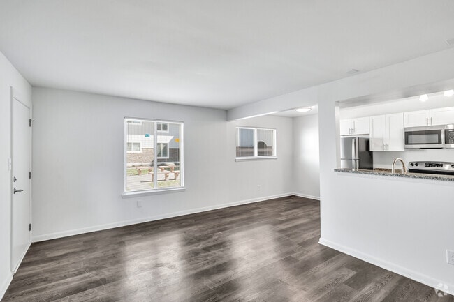 Skipjack - 2BR, 1BA -741 SF - Living Room - Hampton River Villas