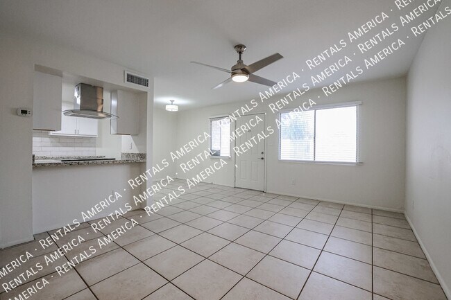 Photo - 5206 N 42nd Dr