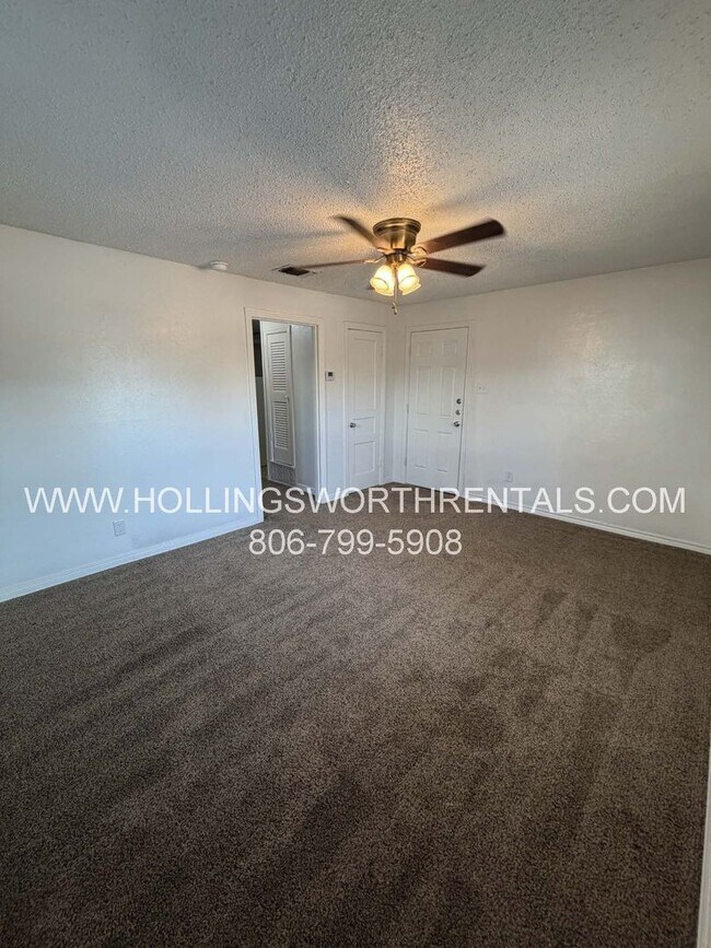4618 35th St Unit -B