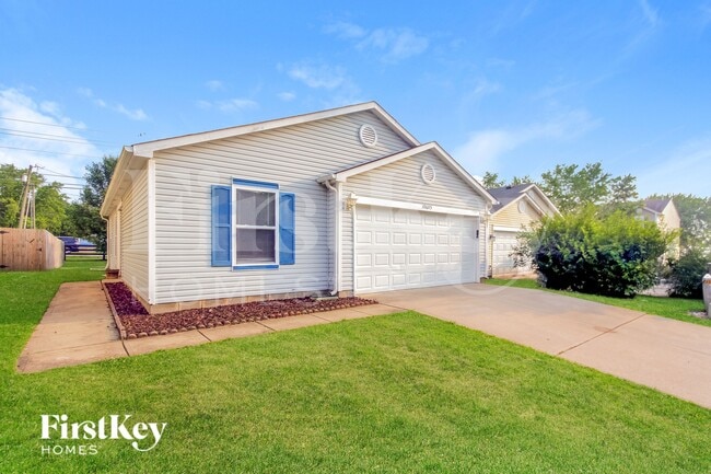 Photo - 10605 Glenayr Dr