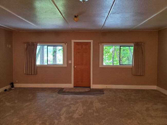 Photo - 410 Main St Unit 5