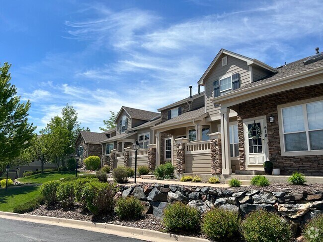 Building Photo - Splendid Townhome in Castle Pines