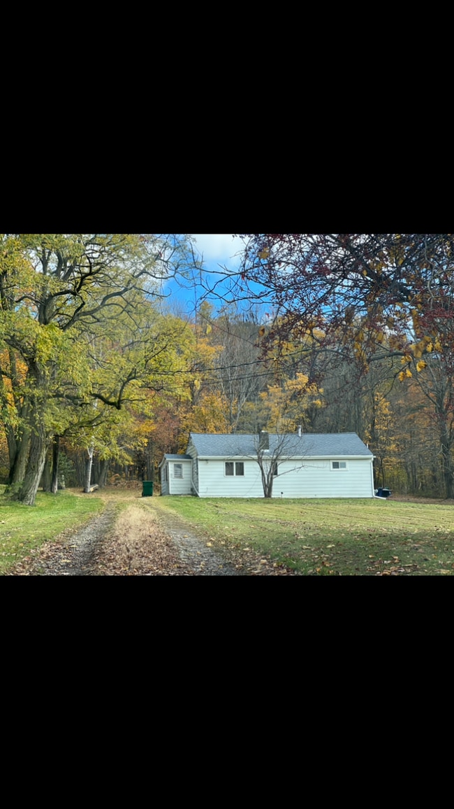 Building Photo - 3507 Reichert Rd Rental