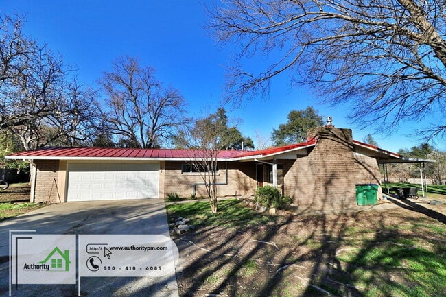 Photo - 8807 Deschutes Rd