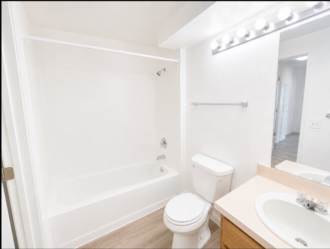 Photo - 1911 26th St Unit A
