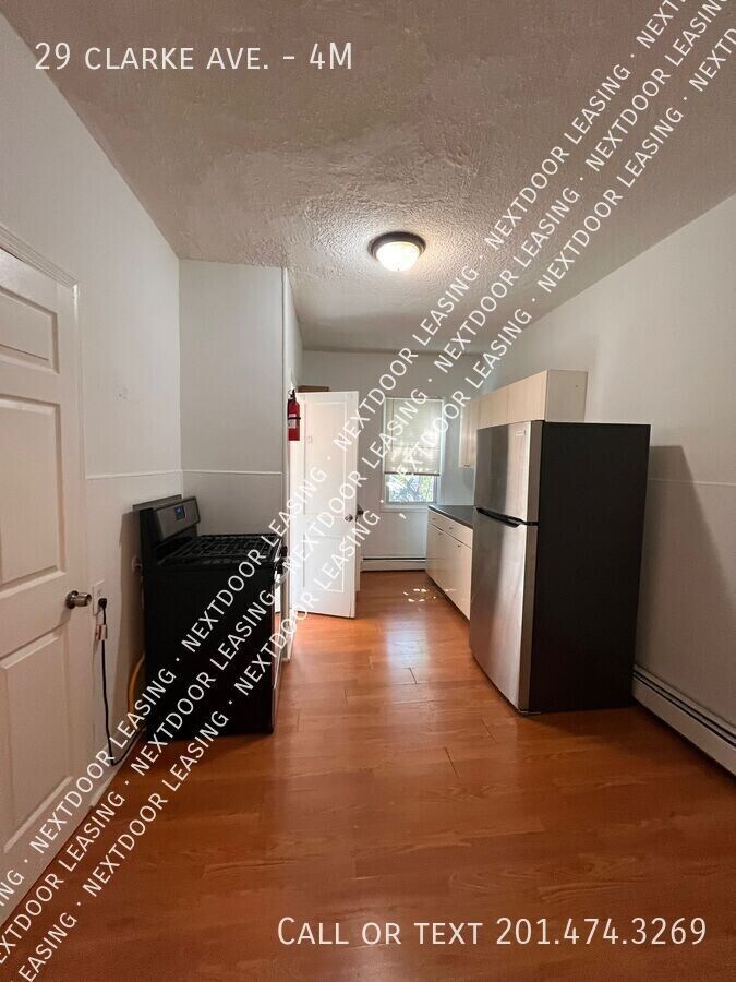 Photo - 29 Clarke Ave Apartamento Unidad 4M