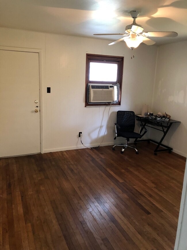 218 S Roosevelt St Unit 2
