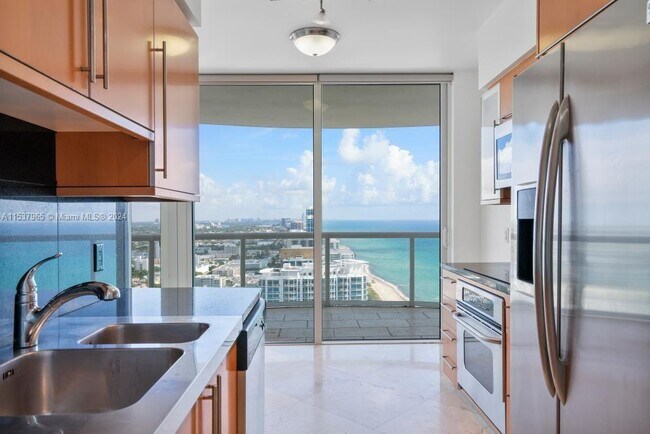6365 Collins Ave Unidad 3309