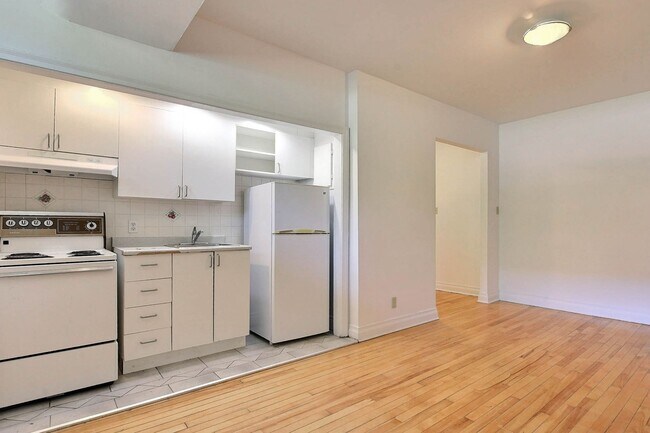 Photo - 3010 Av. Van Horne Unit 4