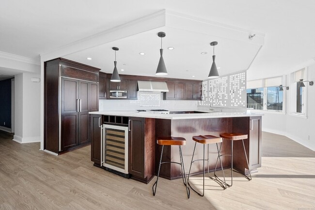 Photo - 25 Forest St