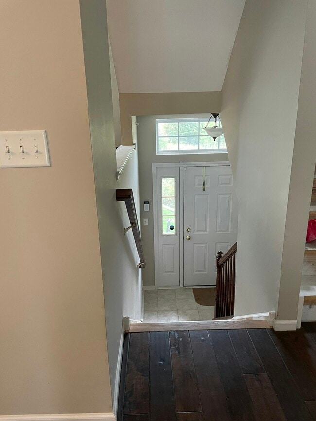 Photo - 753 Hanbury Dr