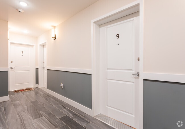 Hallway - 134-142 Sussex Ave