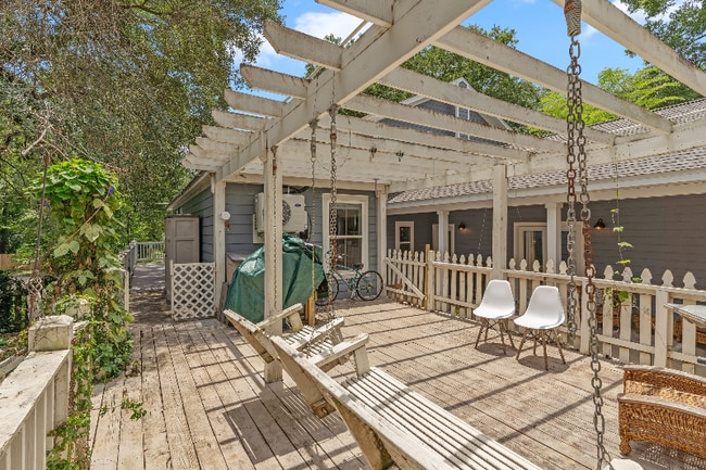 Photo - 624 W 7th Ave