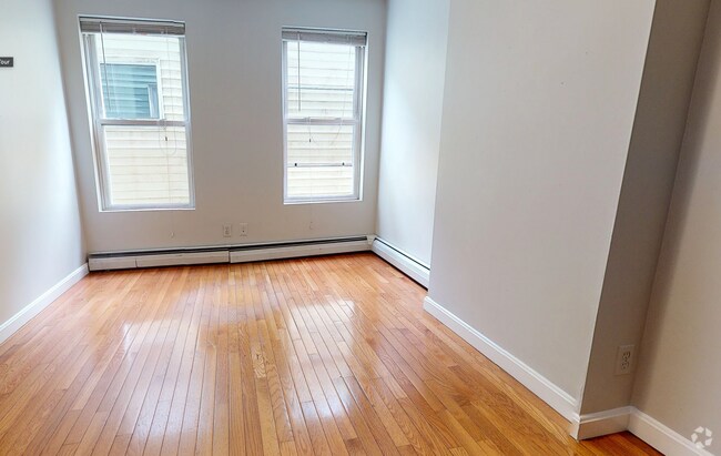 Building Photo - 350 Allston St Unit 2 Rental