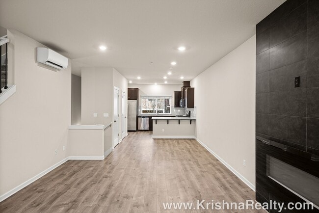 Photo - Lovely 2 BR* 2.5 BA Townhome in Hillsboro, Minutes from Orenco Station! **Excellent Location!**