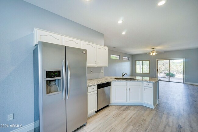 Photo - 16457 W Rock Springs Ln