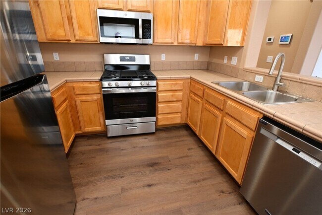 Photo - 10461 Chrisman Ave