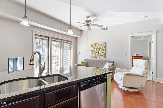 Photo - 222 Glenwood Ave