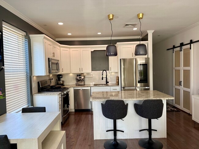 Photo - 46 W Eagle St Unidad 2