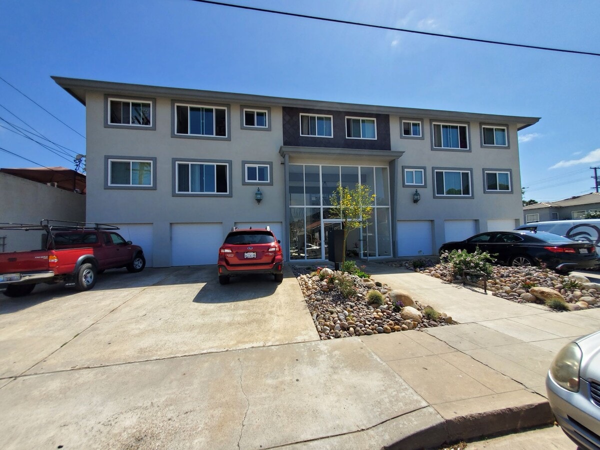 Villa West Apartments - Villa West Apartments