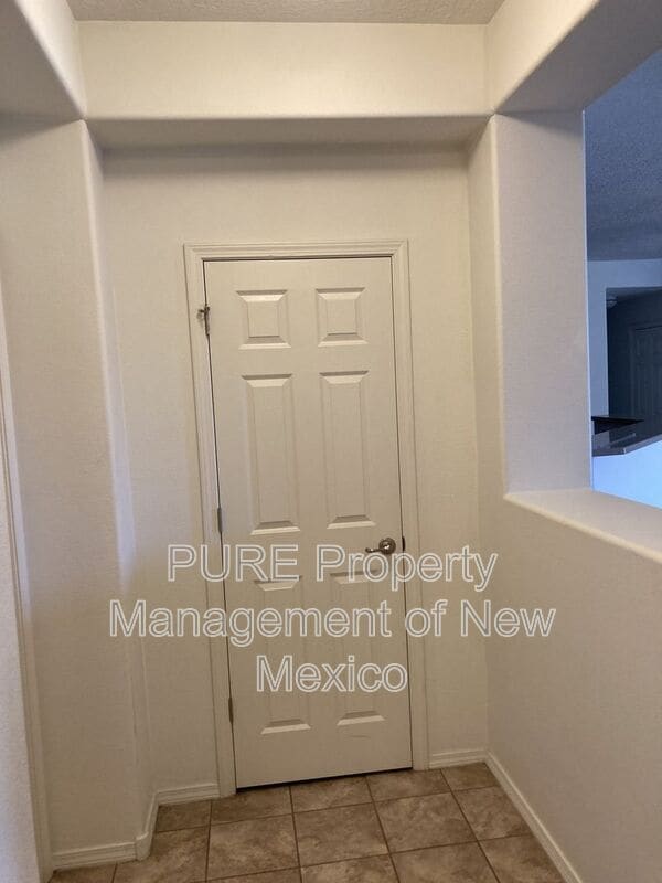 Photo - 601 Menaul Blvd NE Unidad #2002