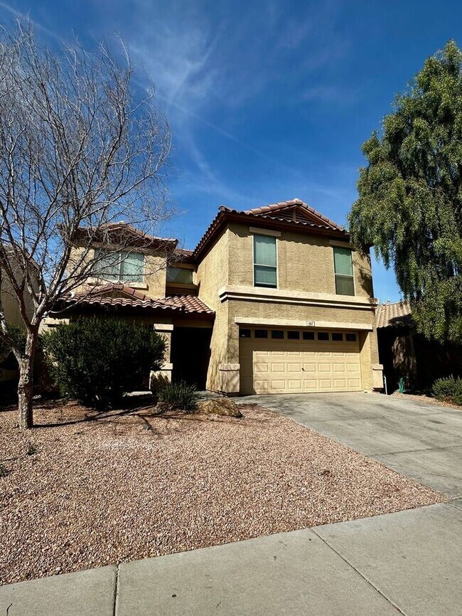 Photo - 4BEDROOM/2.5 BATH Lovely San Tan Home!!
