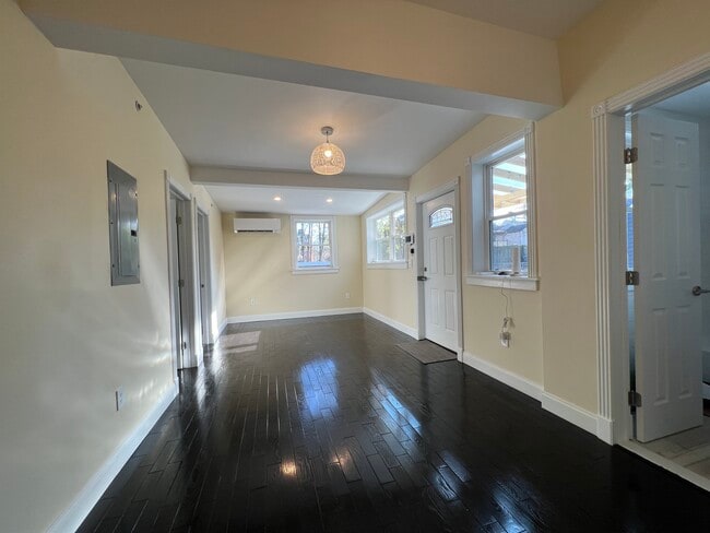 Photo - 33 Conklin St Unidad 1