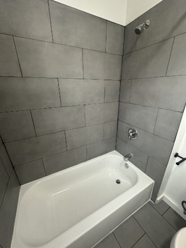 Photo - 2654 N Moreland Blvd