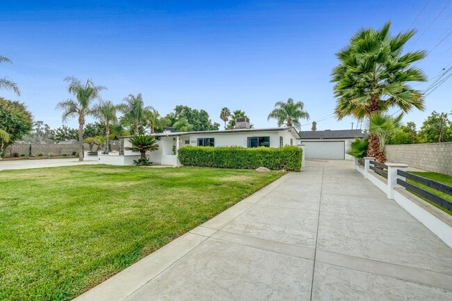 9950 La Docena Ln