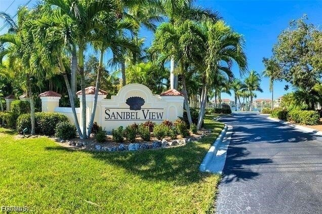 Building Photo - 20031 Sanibel View Cir Unit 203