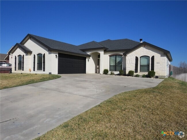 Building Photo - 1603 Excel Dr Rental