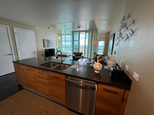 Photo - 3301 NE 1st Ave Unit H2903