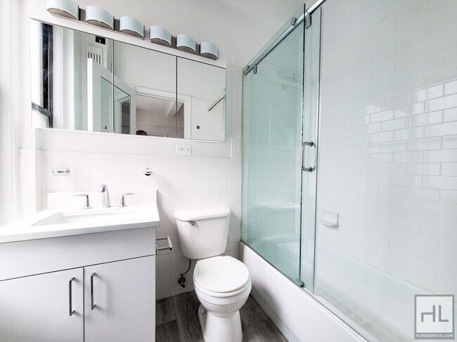 Photo - EAST 46 STREET Unit 7B