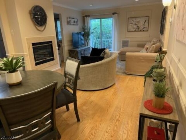 Photo - 1 Brookside Ln