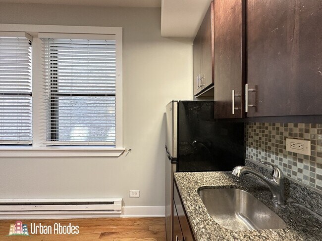 Photo - 4342 N Damen Ave Unit H01F