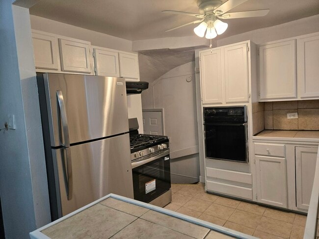 Photo - 16037 Halsted St