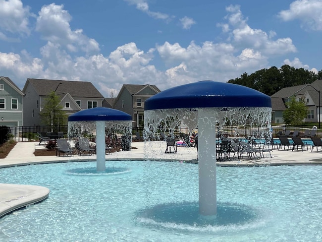 Photo - 912 Colton Dr