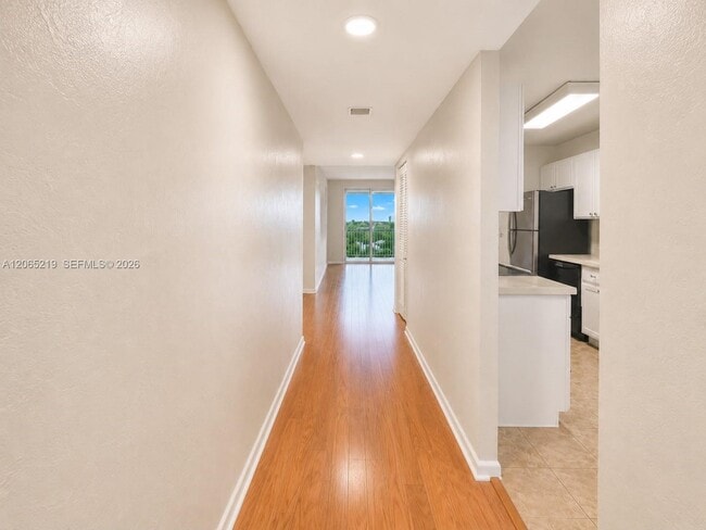 Photo - 250 Jacaranda Dr Unit 805