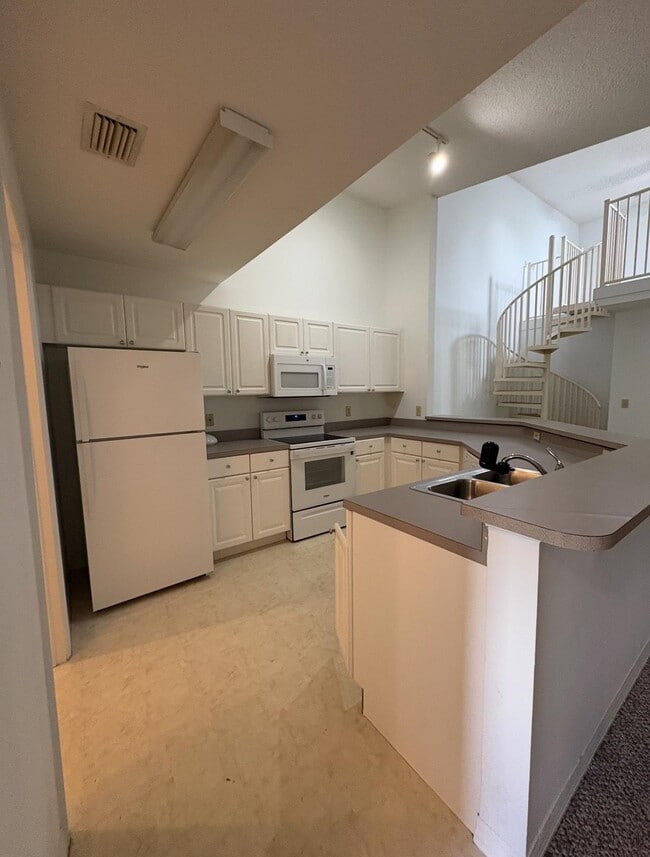 Photo - 17201 Harbour Vista Cir