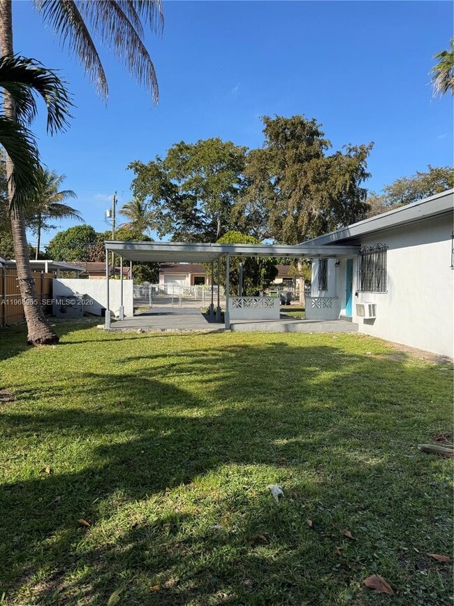 Photo - 480 NE 127th St