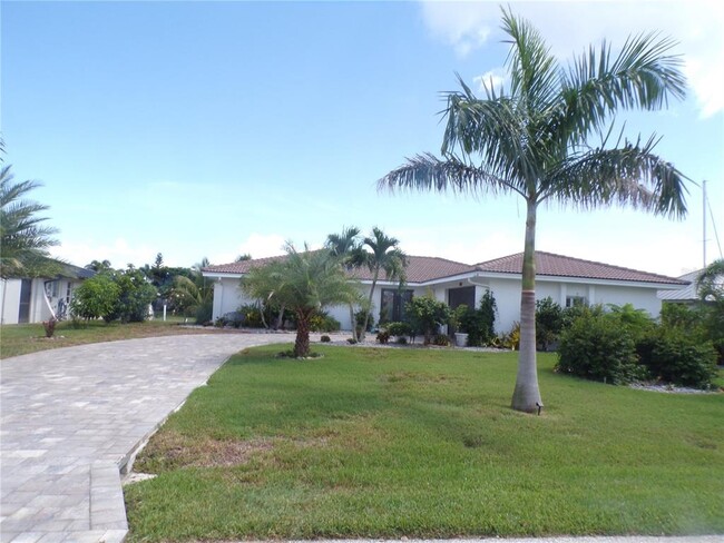Building Photo - 2810 Via Paloma Dr Rental
