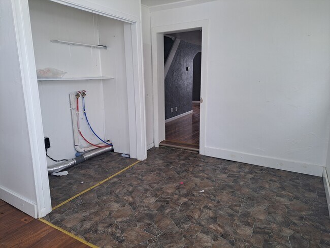 Photo - 430 W Galena Ave