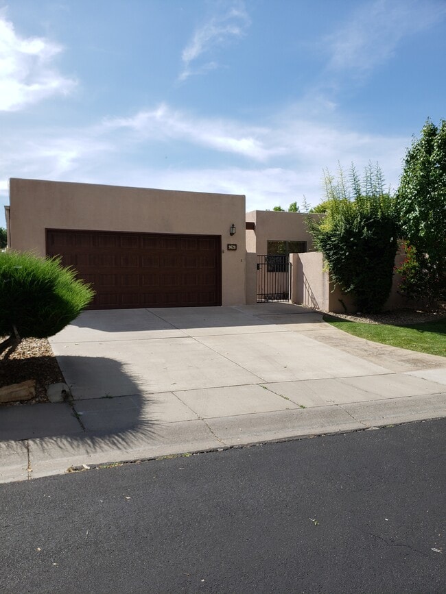 Building Photo - 9628 Merion Cir NE Rental