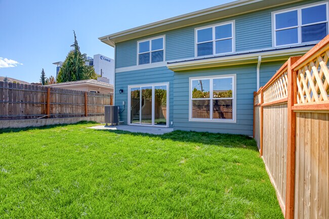 Photo - 1205 Fuller St Unit Fuller 1205B